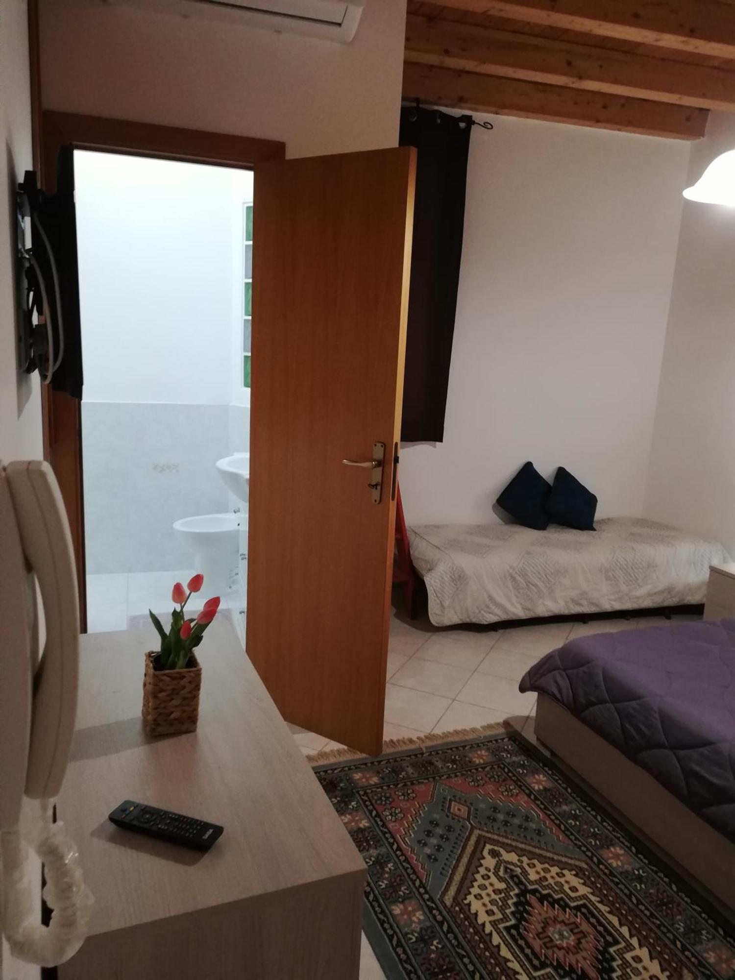 Casa Dell'Aquila Barocca Apartman Ragusa Szoba fotó